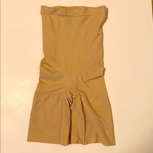 Spanx Women’s High waisted thigh short